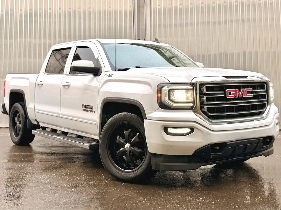 GMC Sierra  V8  5.3  KODIAK 4x4 Autoutilitara impozit 700 Ron /An