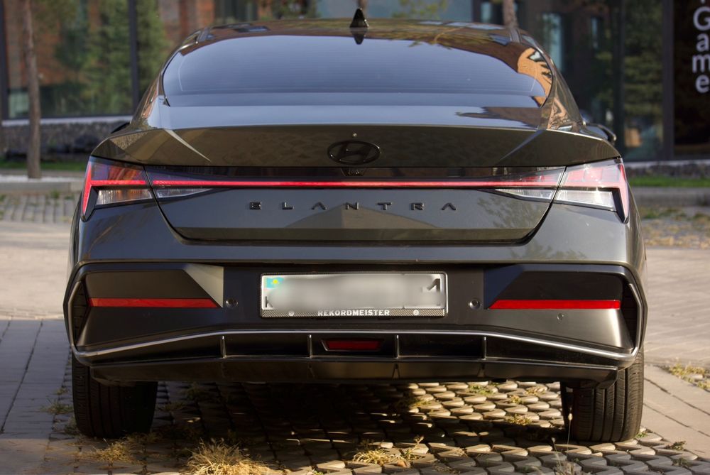 срочно Hyundai Elantra 2024