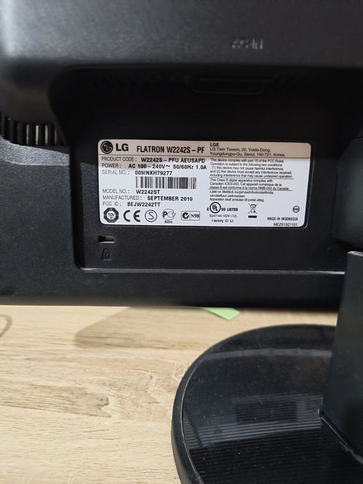 Продам мониторы LG Flatron, Beng 22дюйм