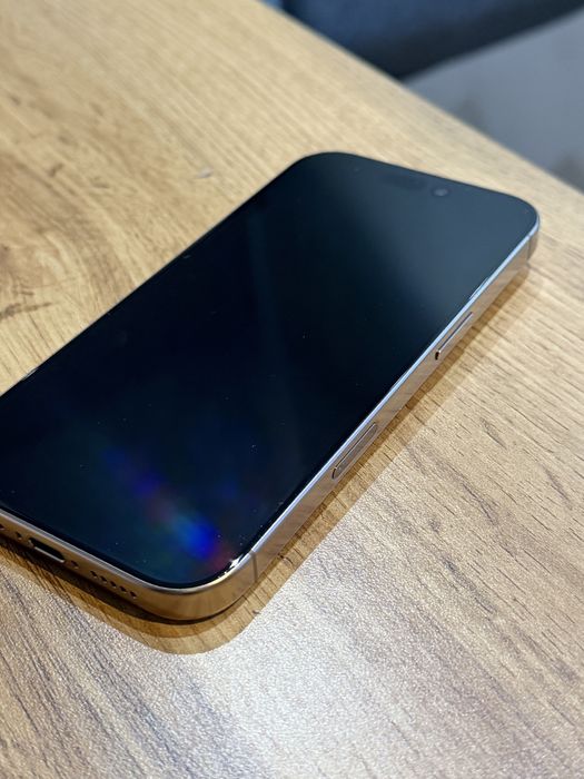 iPhone 16 Pro 256 (как новый)