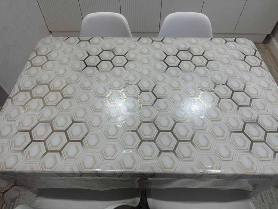 Продам шкаф стулья