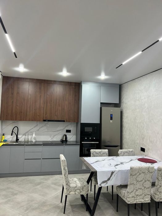 КВАРТИРА посуточно ЖК Райымбек