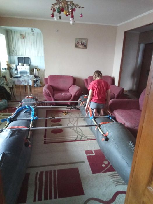 Двойной сплавной катамаран с камерами .