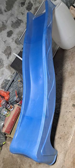 Улей за пързалка