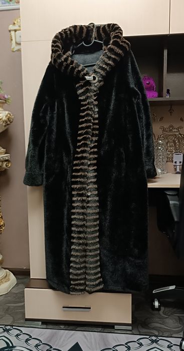 Продам шубу (новая)