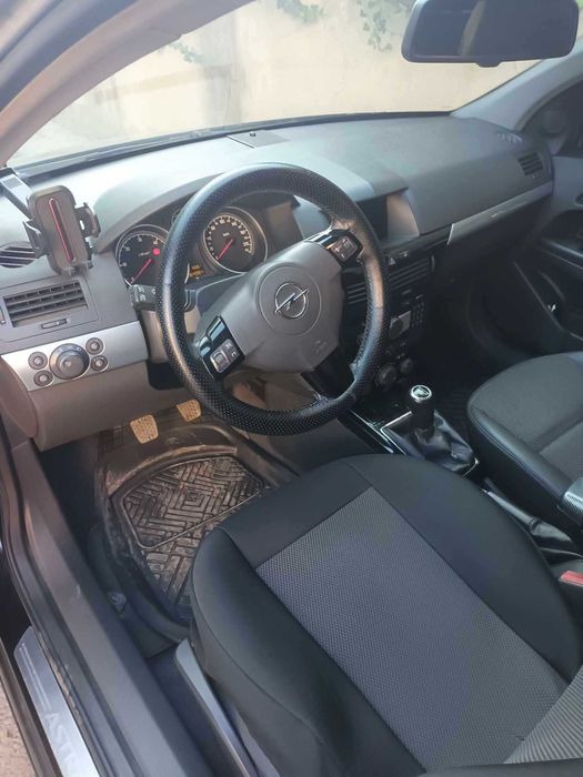 OPEL Astra 2008 — imagine 3