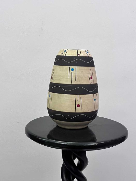 Piesa ceramica bibelou W Germaia BAY veche deosebita marcata bibelouri