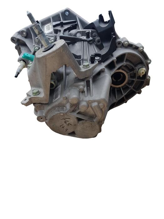 Cutie De Viteze Manuala 6 Trepte Nissan Qashqai Ii J11, J11_ 2013 - > 1.3 Dig-T Hr13Ddt 320104715R