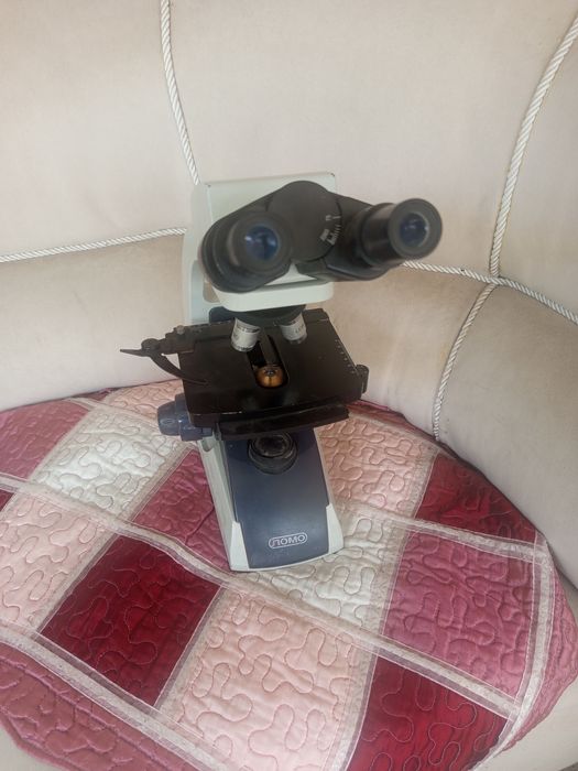 Продам . Микроскоп .