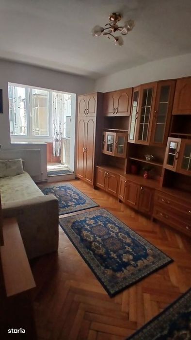 Apartament 2 camGirocului Spital Judetean aproape de Complex Centrala