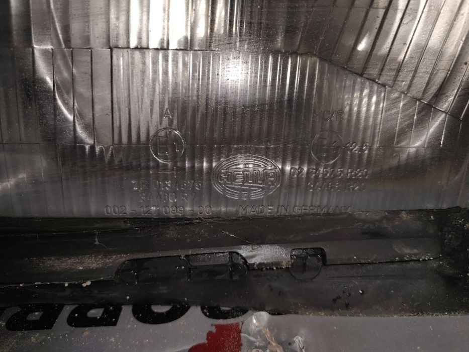 Оригинальные фары от Мерседеса W201.