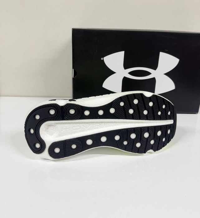 Under Armour Infinite Elite