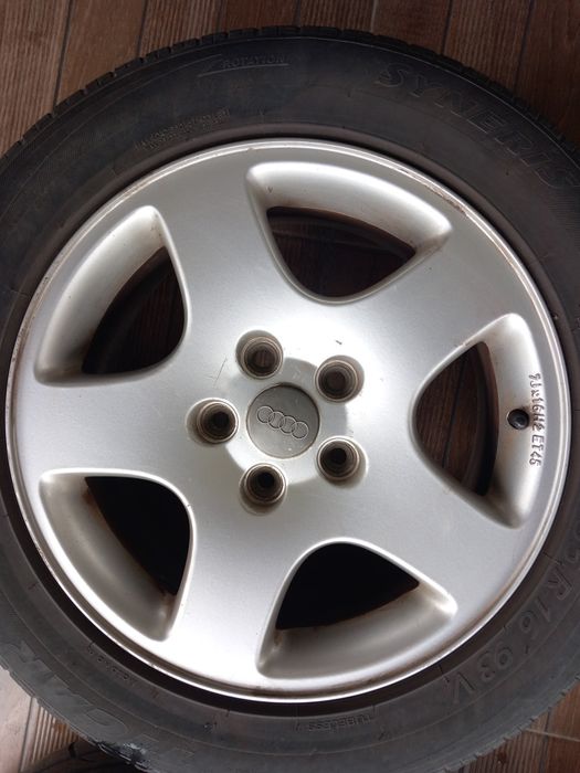 4buc x Jante aliaj 16" + cauciucuri vară 215/55 R16