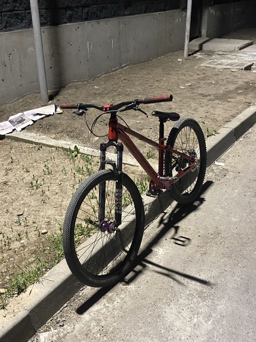 Велик Кастом Дерт.