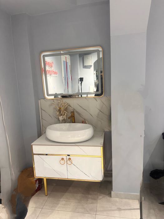 Сдаю салон красоты в аренду