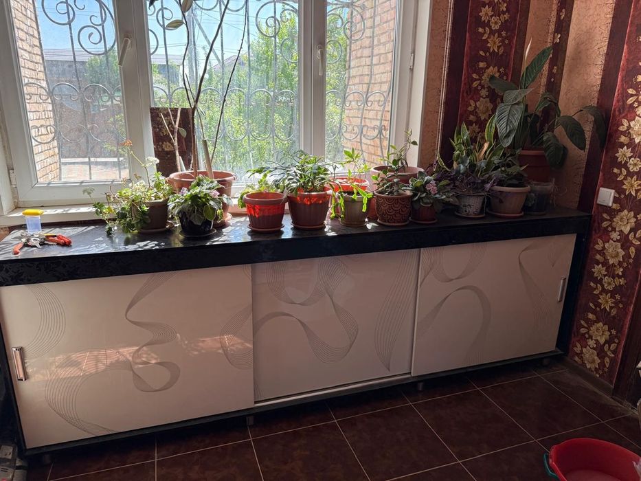 Шкаф продаётся срочно