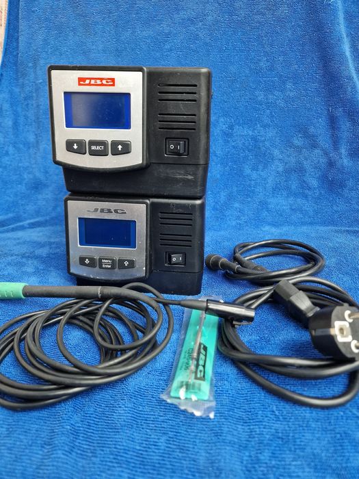 De vânzare: Stație de lipit profesională JBC