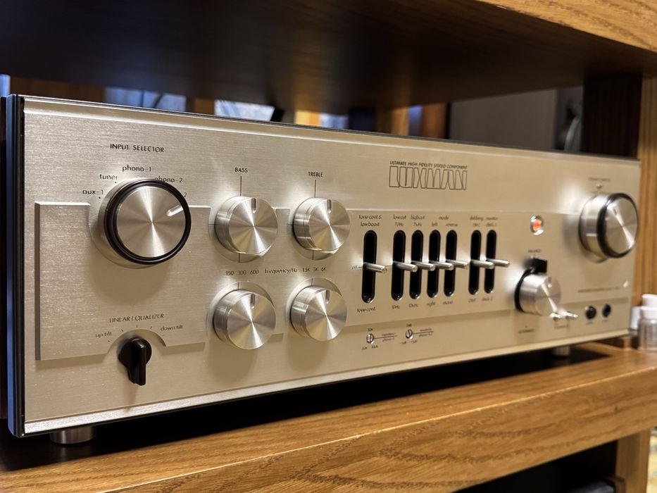 Продам Японский усилитель Luxman L100