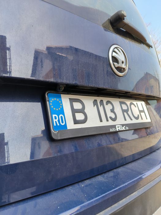 Navigatie android Skoda Yeti rama inclusa Waze YouTube GPS USB