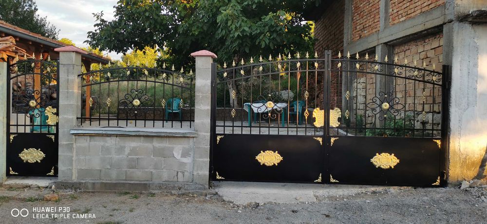 Огради, врати, парапети