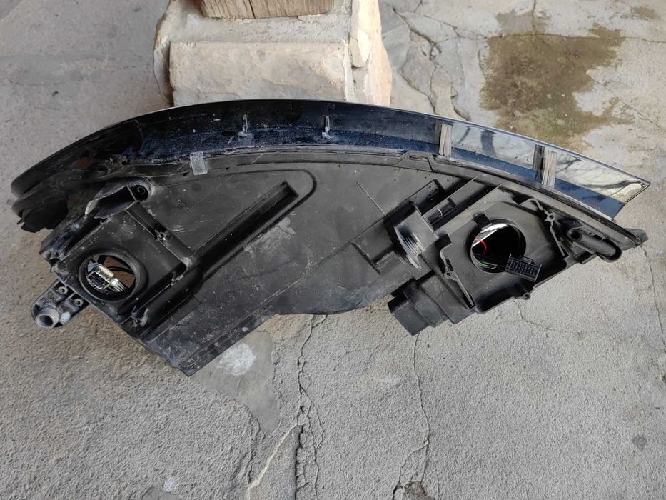 Фар VW Passat CC Bi-Xenon LED десен / Фар Пасат ЦЦ Оригинален