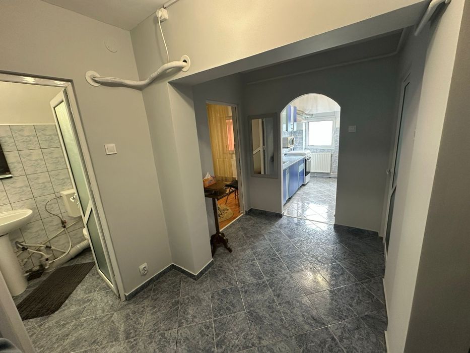 De inchiriat apartament 1 camera str bucium