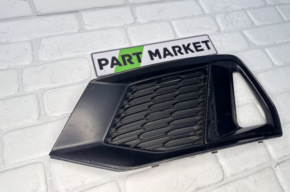 Лява решетка AUDI A7 C8 S Line 4K8807681B 4K8807151A