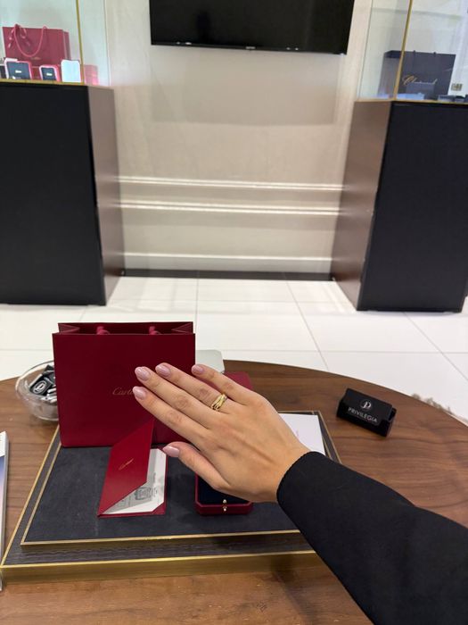 NEW Кольцо Cartier Trinity Cushion-shaped classic model