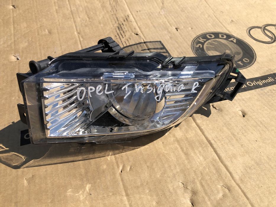 Халоген Opel Insignia