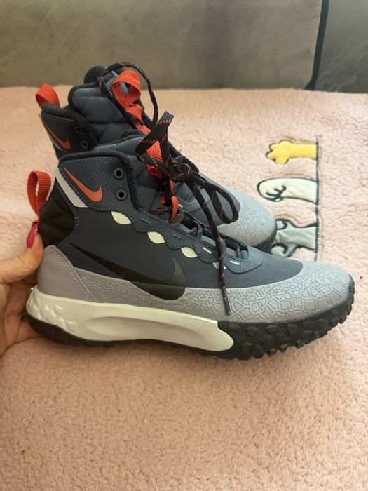 Продавам nike боти маратонки