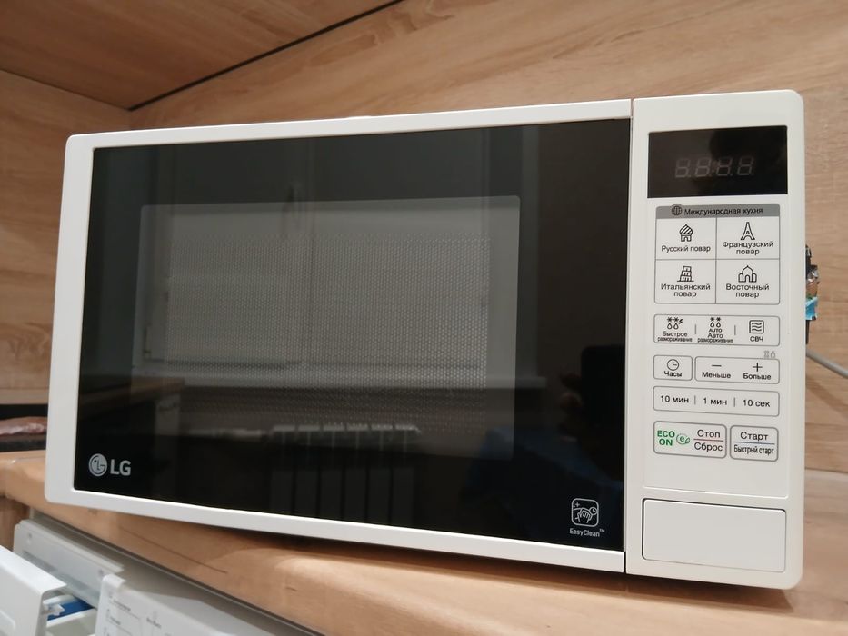 Продам микроволновую печь