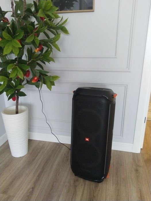 Jbl partybox 710