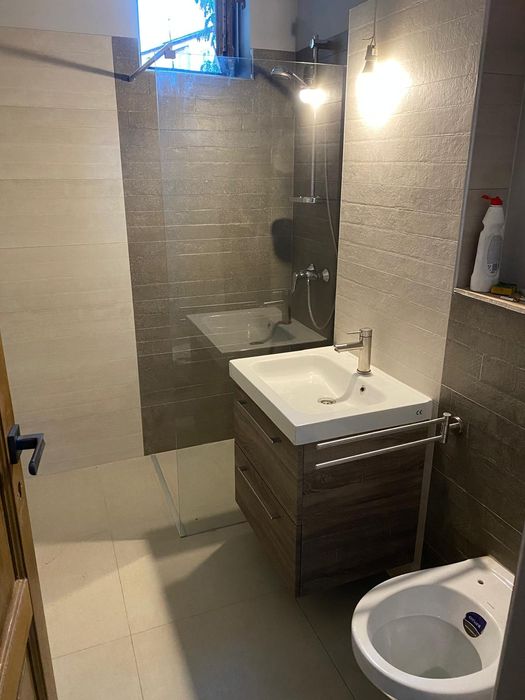 Apartament 2 camere Straja Lupeni în spatele Profi