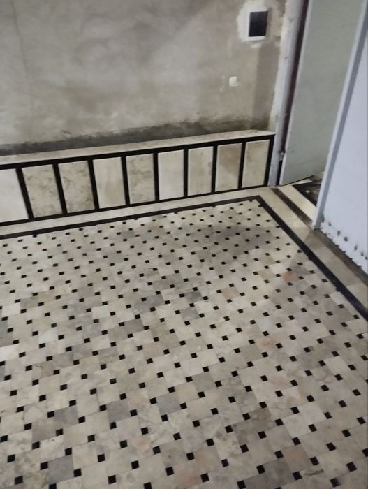 Izvestnyak korka Miramar granit tabiiy toshlari sotiladi