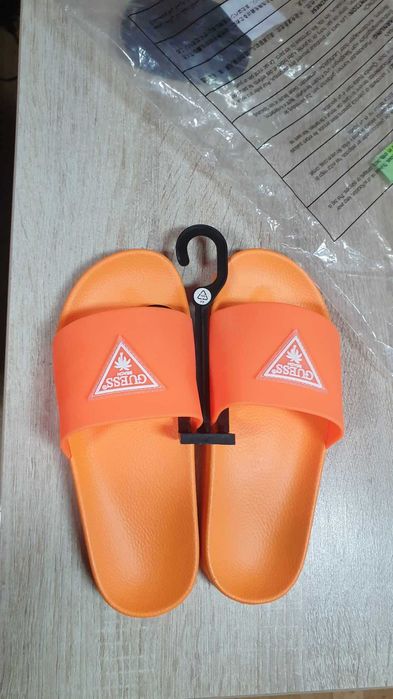 Дамски джапанки Guess