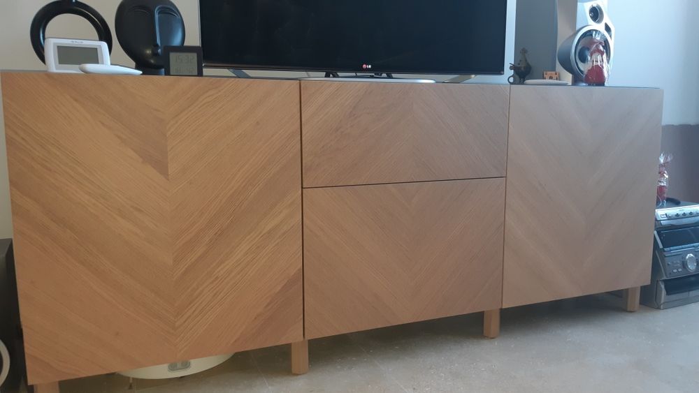 Comod Ikea in stare excelenta