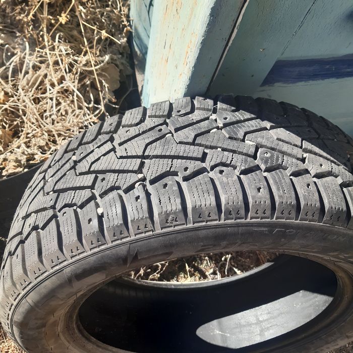 Продам зимние шины