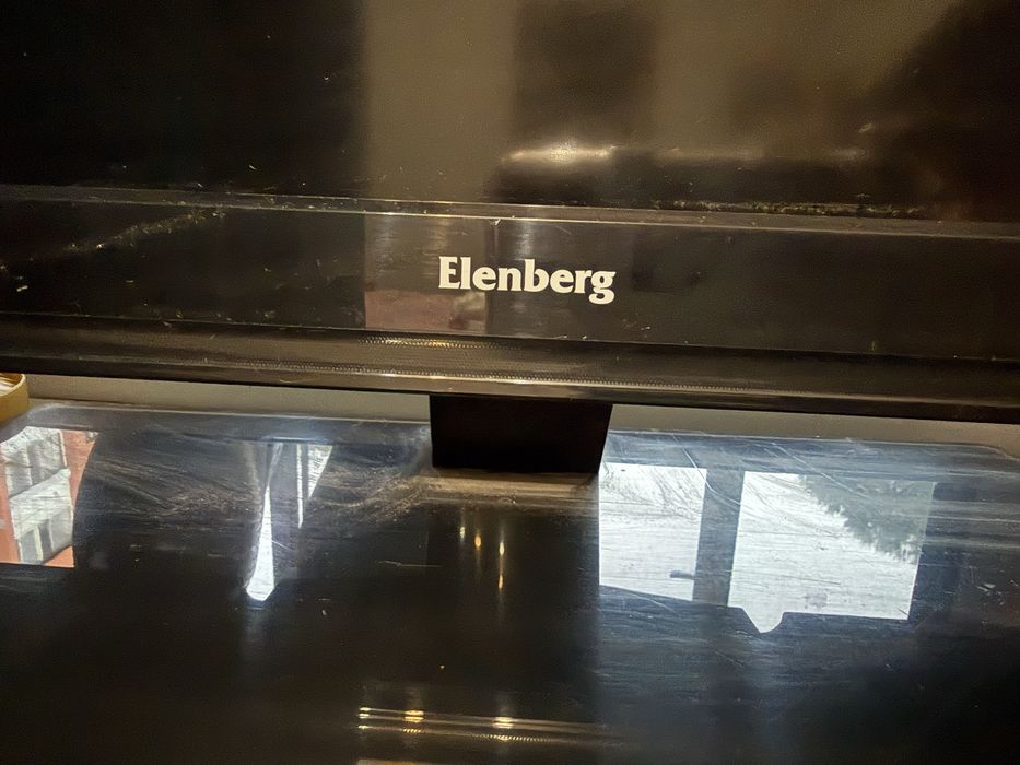 Продам телевизор рабочий Elenberg