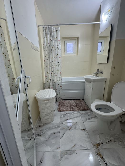 Apartament de inchiriat