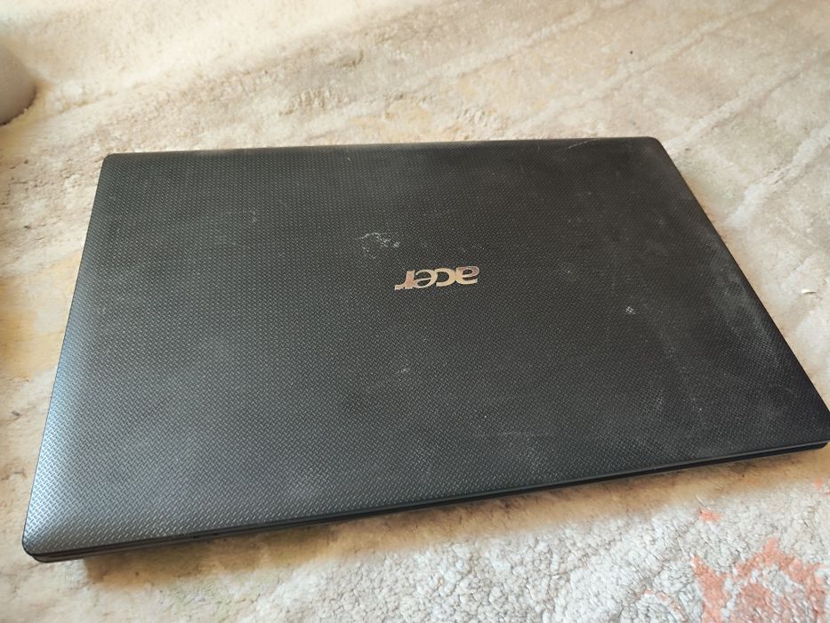 Около 50 лаптопа за части