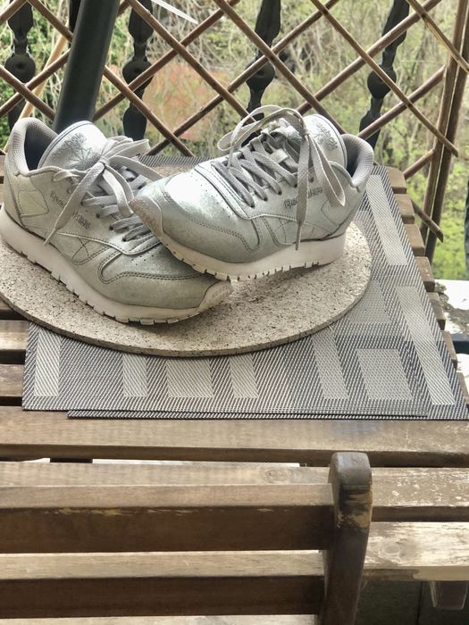 Маратонки Reebok clasic сребристи 38 номер