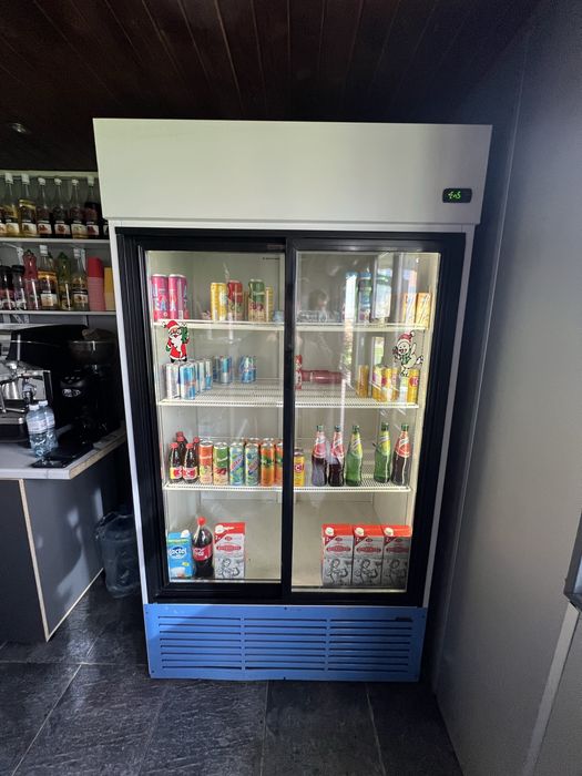 Продаю холодильник