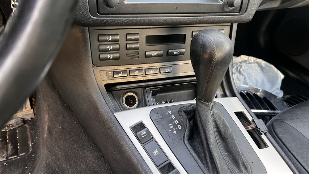 BMW e46 330ixA на части