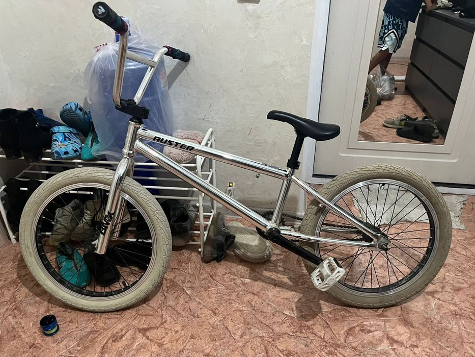 Продаю велик BMX в отличном состоянии