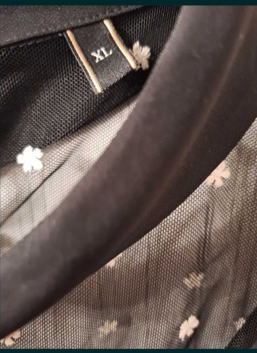 Страхотна рокля на Lucy