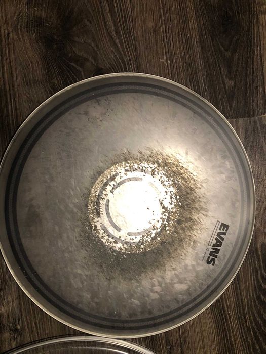 Fender HOT PR USA 25W, pedale EQ, PFFX, Evans DOT 14', Fete tom 10, 12