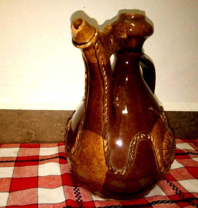Стар крондир, бърдук, стомна