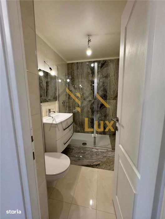 Apartament 3 camere de vanzare, str. Marasesti