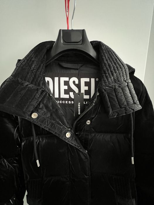 Diesel женский пуховик