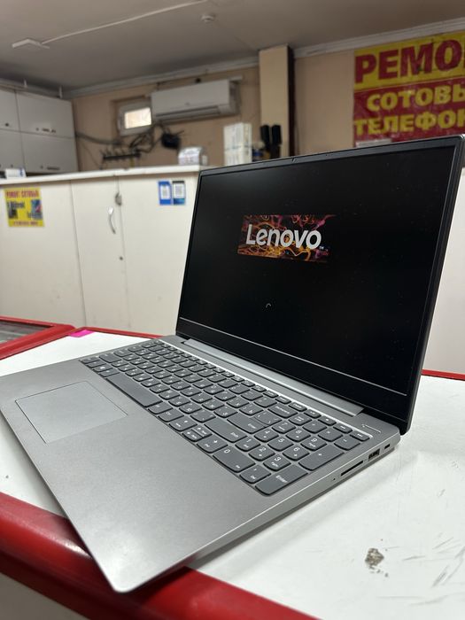 Lenovo ideapad-3 330S